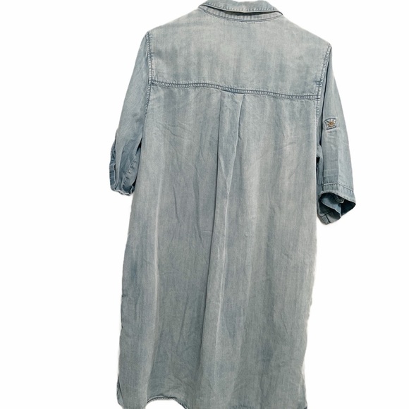 Velvet Heart Light Blue Denim Dress - Picture 7 of 7